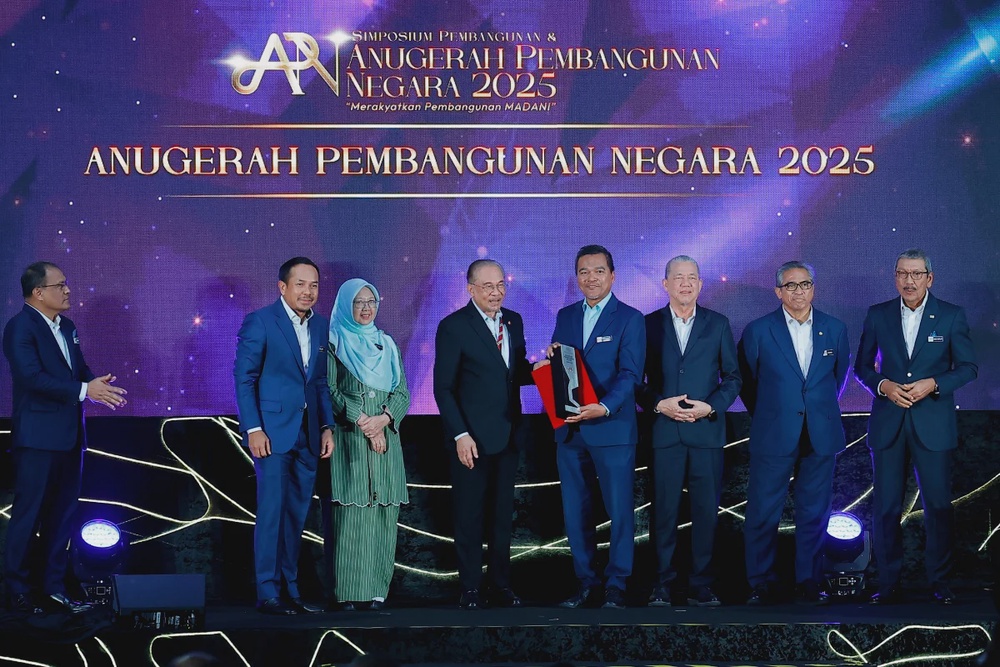 KPKT Wins Top Honour at 2025 National Development Awards